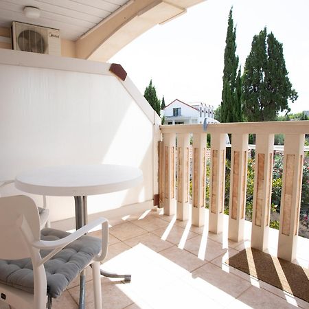 Apartments Mijajov Dvor Sumartin Exterior foto